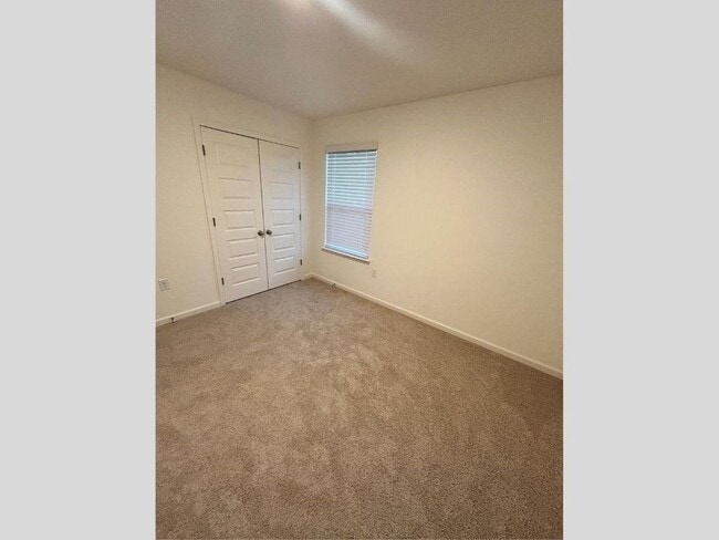 Building Photo - 1120 Trident Maple Chase