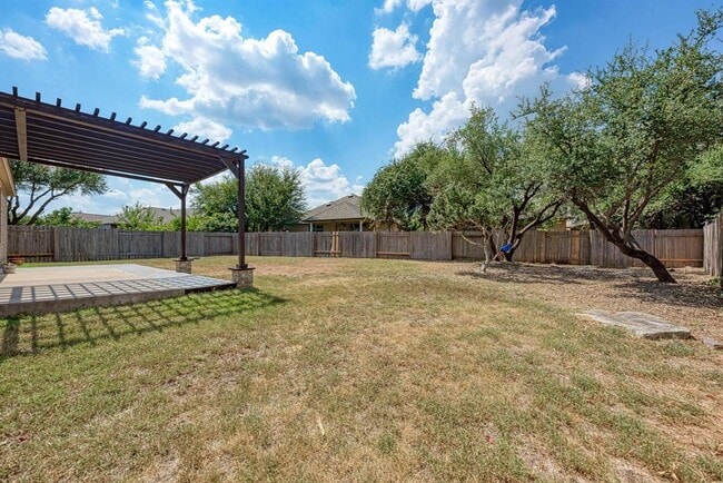 Building Photo - 108 Latitude Ln