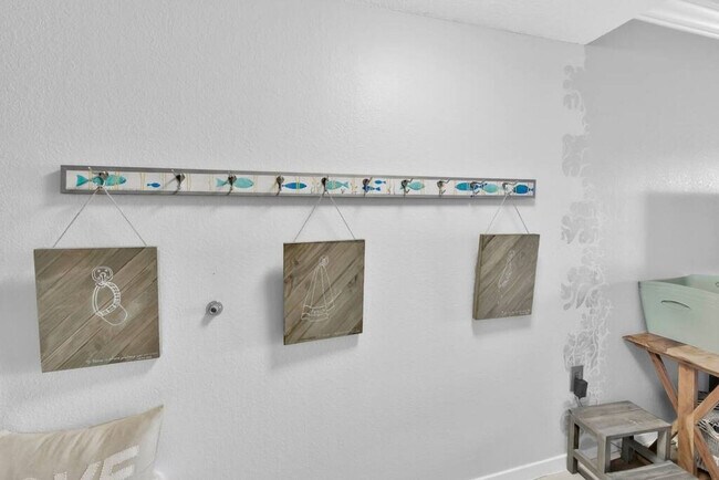 Building Photo - 769 Sundial Ct