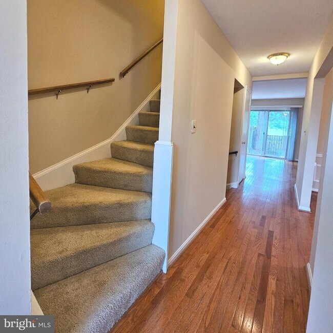 Building Photo - 4430 Airlie Way