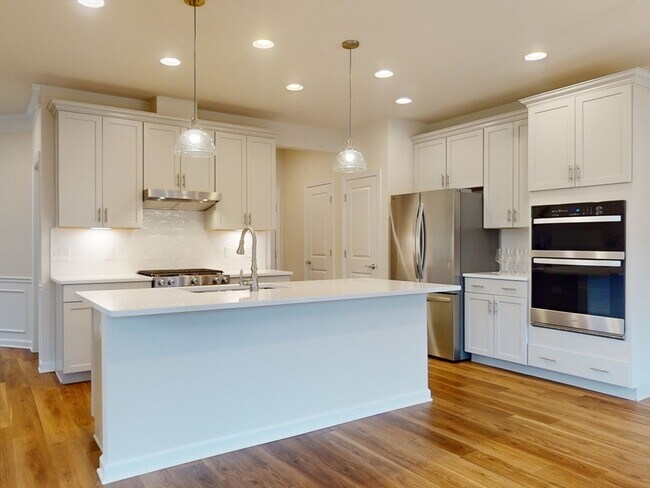 Building Photo - 106 Heron Ln