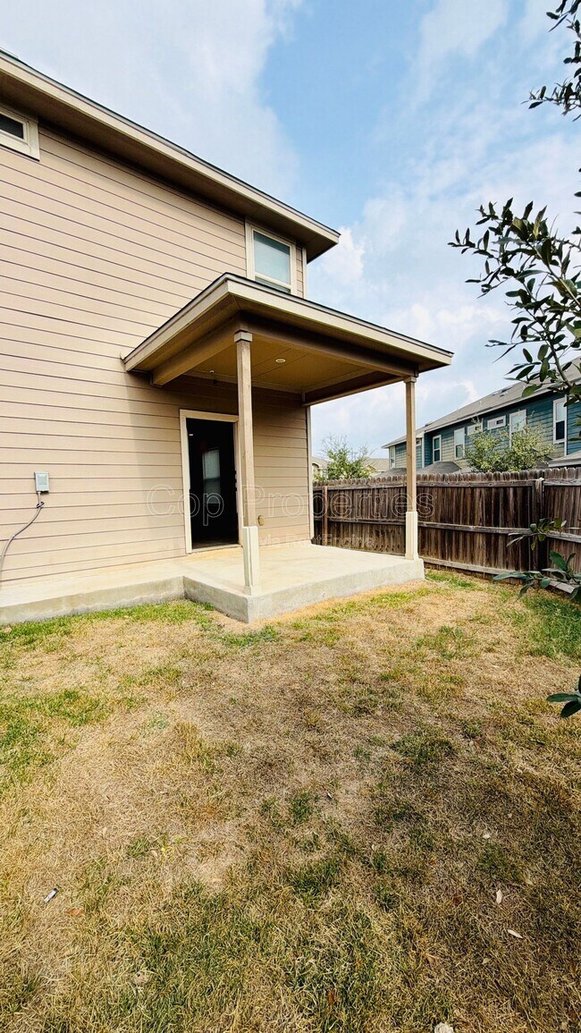 Building Photo - 7108 Micayla Cv