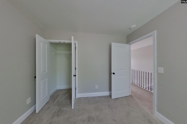 Building Photo - 6 Manzanita Ct