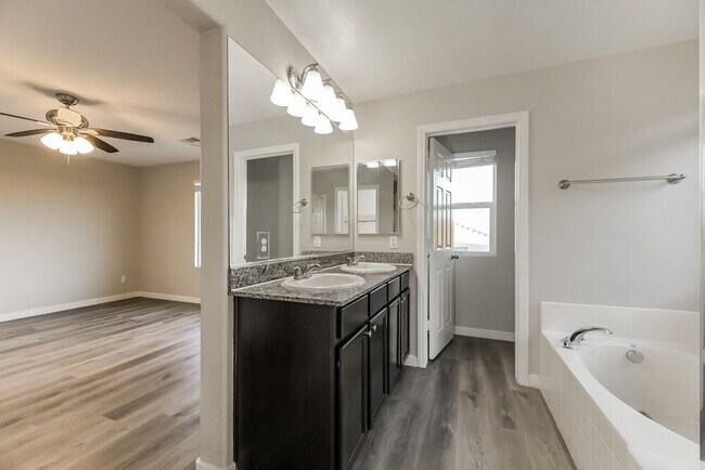 Building Photo - 7376 Cobbhan Dr