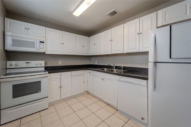Building Photo - 4051 Dijon Dr