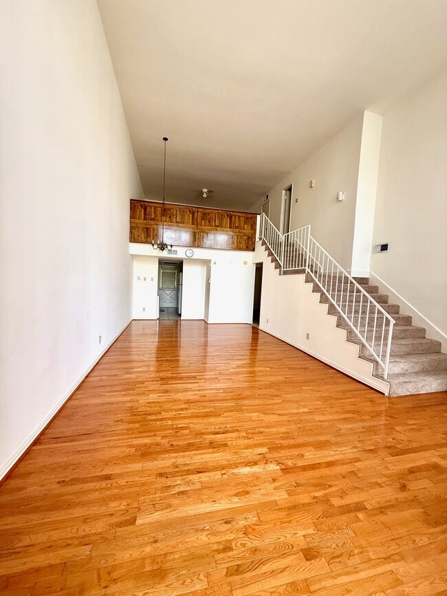 Building Photo - 12633 Memorial Dr