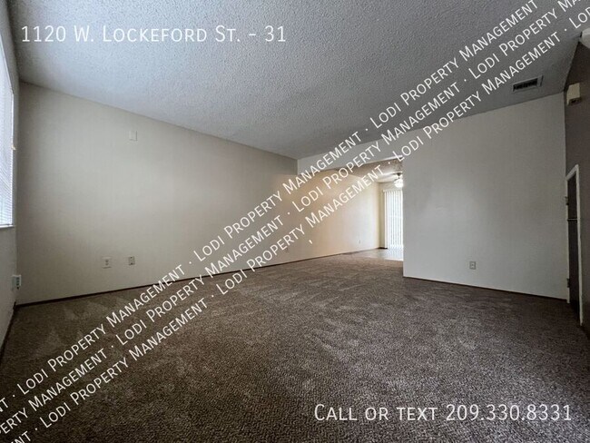 Building Photo - 1120 W Lockeford St