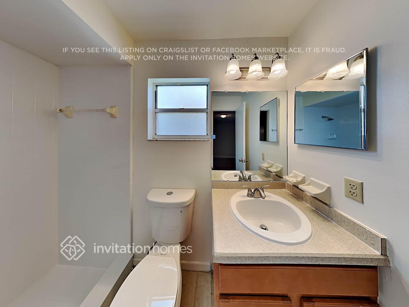 Building Photo - 3856 Stonemont Dr