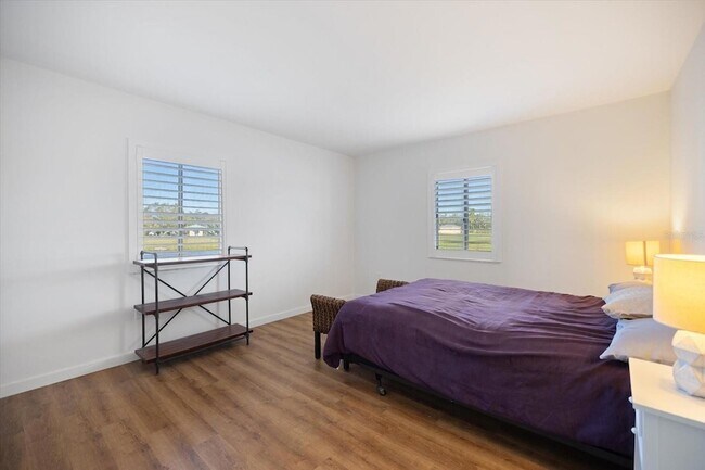 Building Photo - 822 Capri Isles Blvd