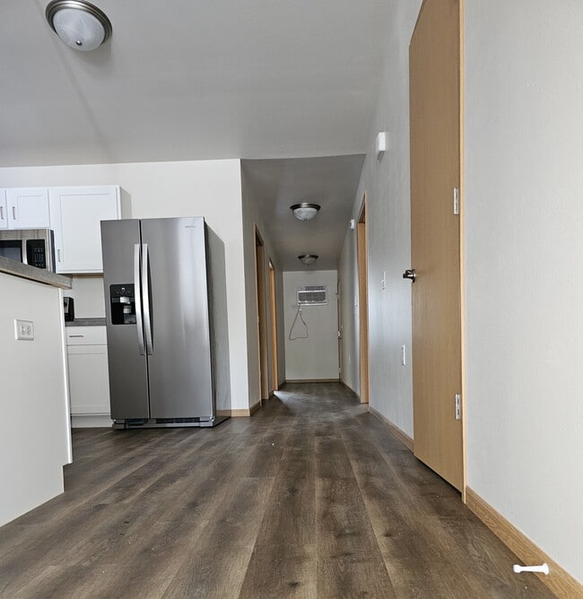 Building Photo - 112 Eggleston St