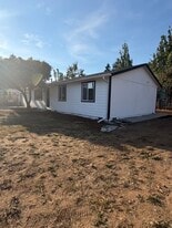 Building Photo - 7563 SE Flavel St