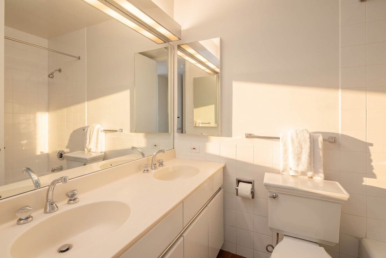 Building Photo - 525 E 72nd St