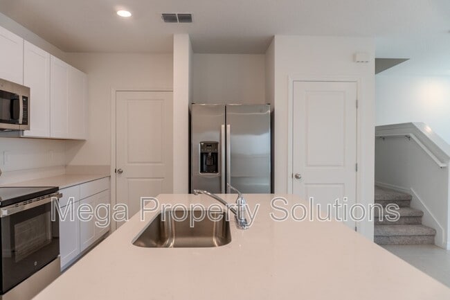 Building Photo - 10516 Sage Canyon Dr.