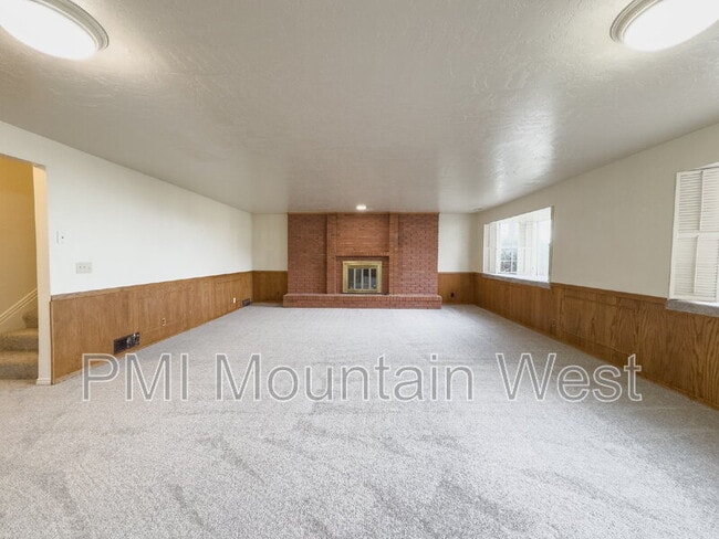 Building Photo - 1123 S 1500 E