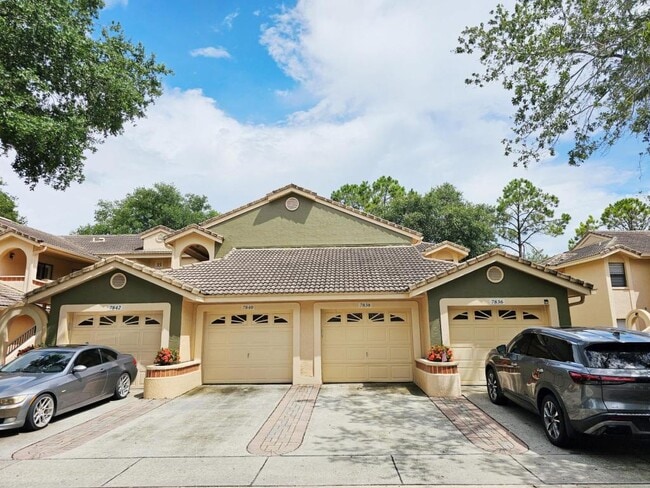 Primary Photo - 7838 Sugar Bend Dr