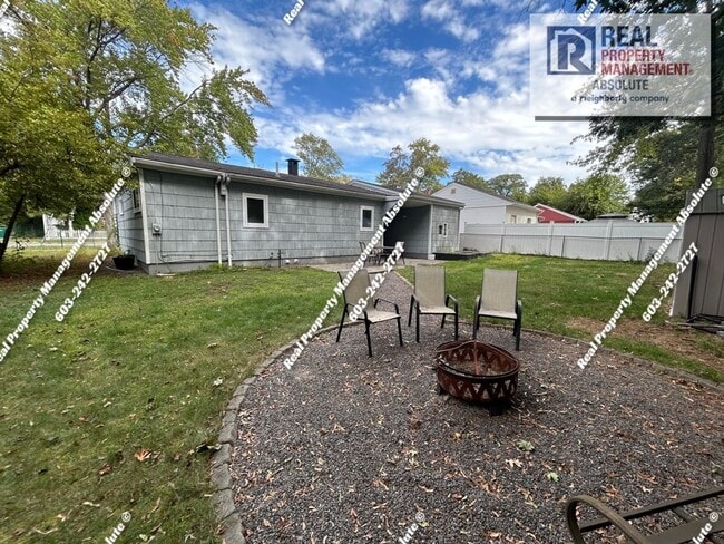 Building Photo - Charming 2-Bedroom Home with Bonus Room – ...