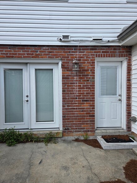 Gated Yard - 218 Terry Pky