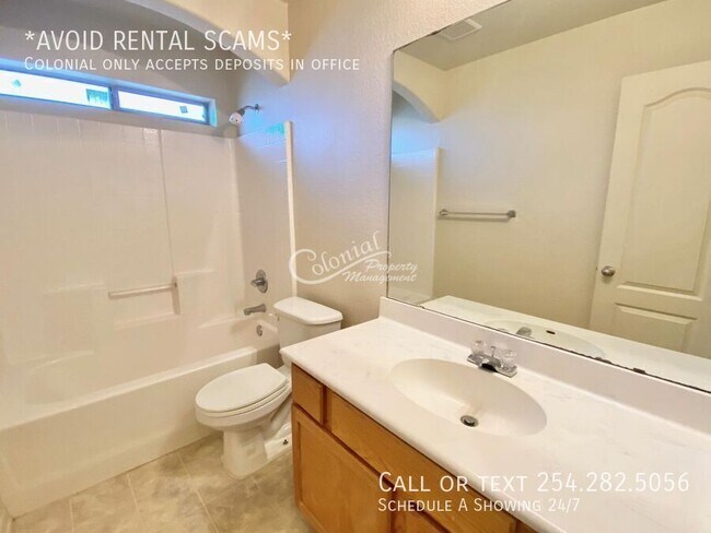 Building Photo - 709 Jorgette Dr