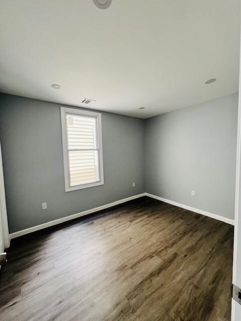 Building Photo - 607 Garfield Ave