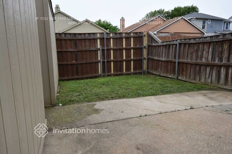 Building Photo - 4327 Allegro Ln