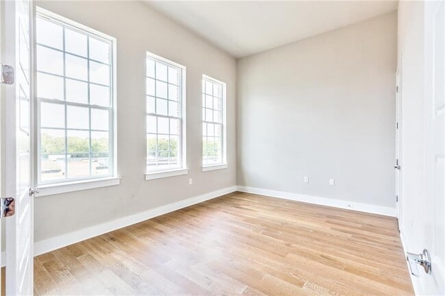 Building Photo - 4505 Night Owl Ln
