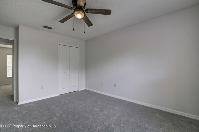 Building Photo - 6322 Grapewood Rd