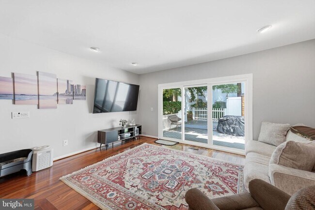 Building Photo - 47656 Pennrun Way