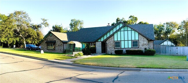 Building Photo - 3117 Kensington Ct