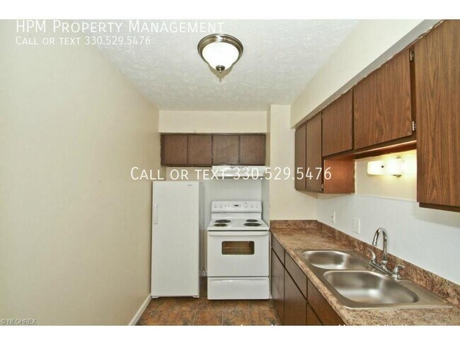 Building Photo - 508 E Buchtel Ave