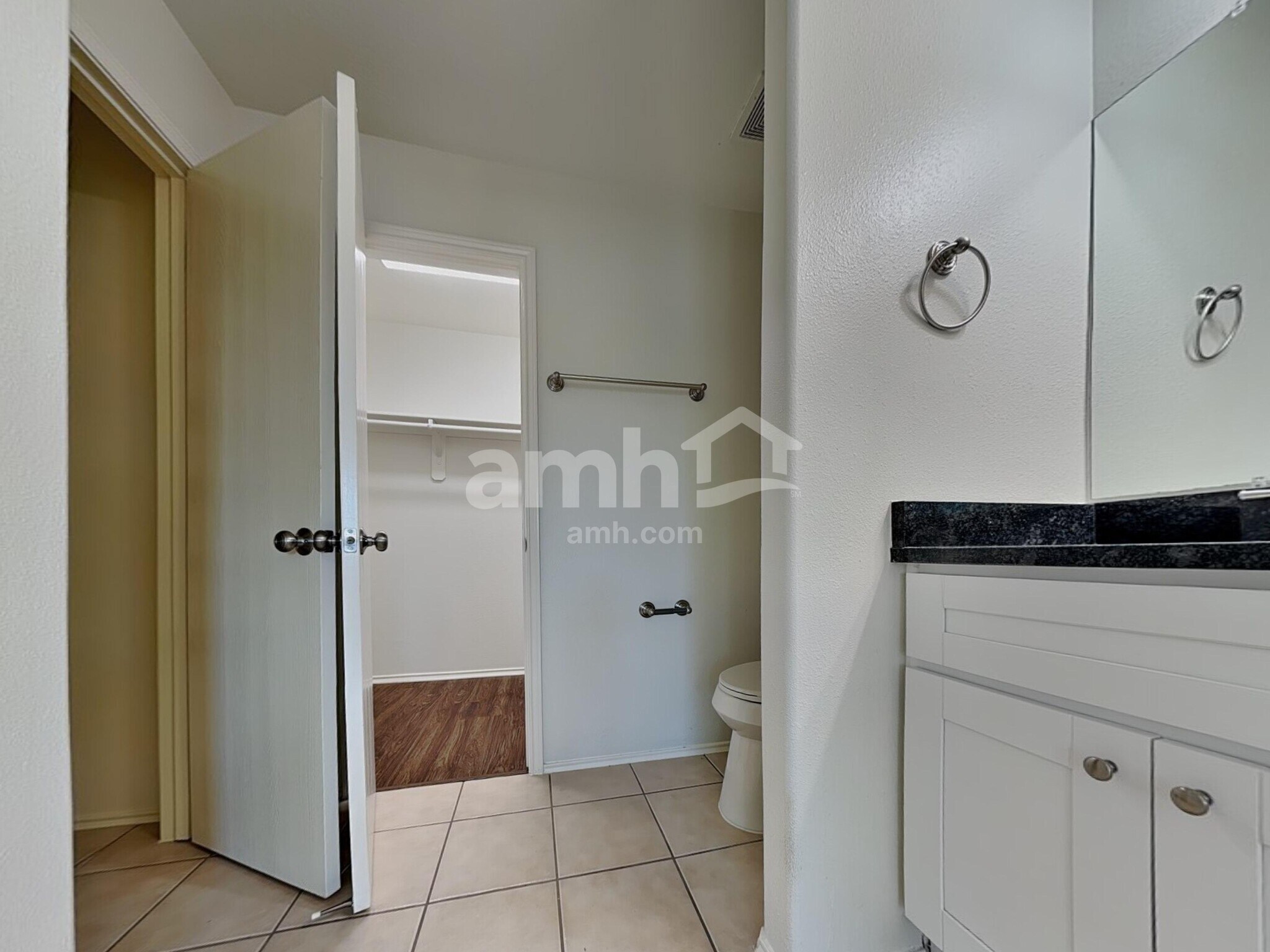 Building Photo - 6830 Shallow River Ct