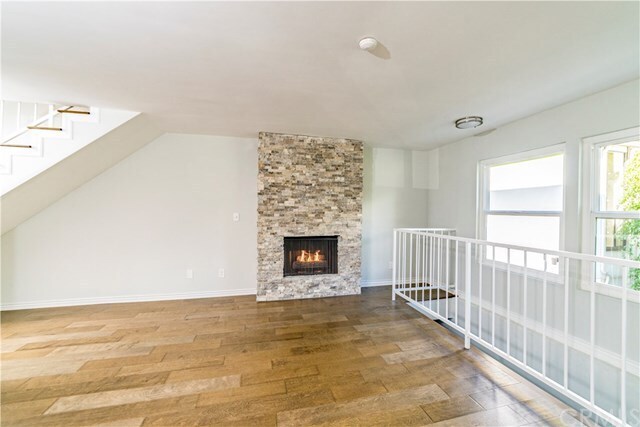 Building Photo - 323 S Broadway