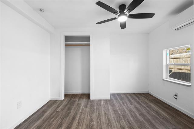 Building Photo - 5351 Northridge Blvd