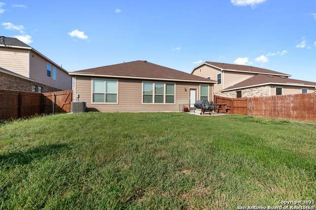 Building Photo - 682 Pond Springs