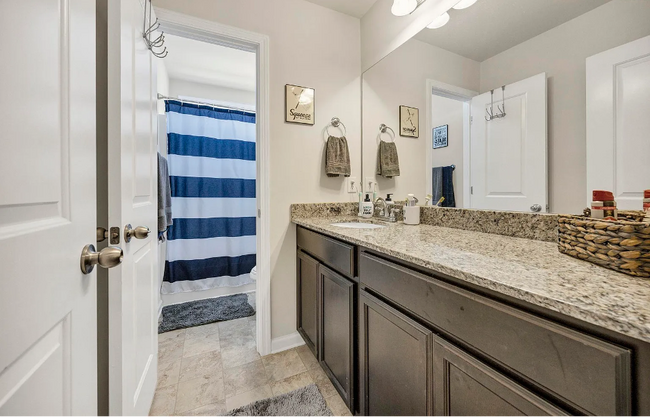 Building Photo - 204 Ashewicke Dr