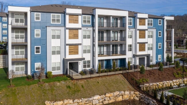 Building Photo - 950 Brittany Park Dr