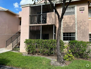 Building Photo - 601 Cypress Lake Blvd