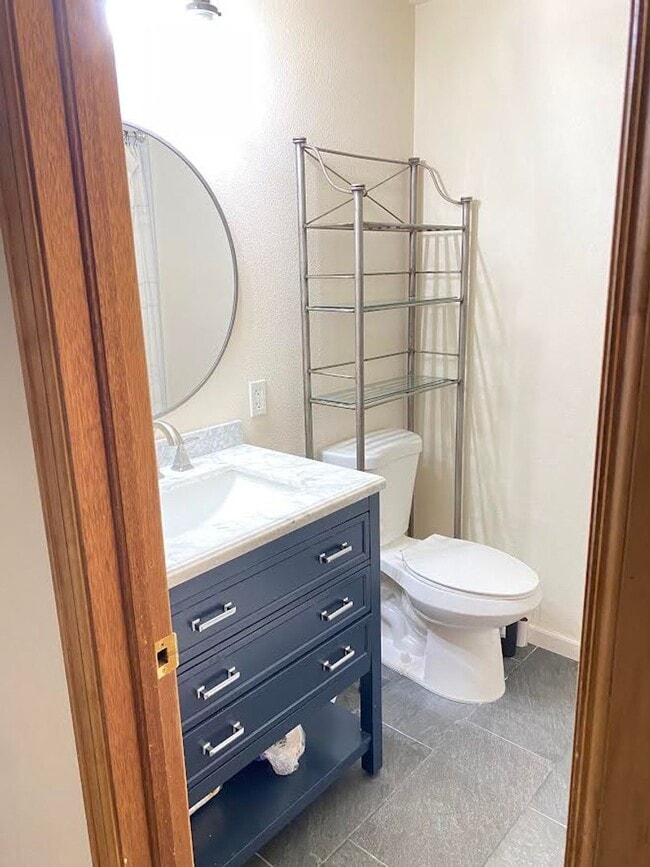 Building Photo - Beautiful 5 Bed, 4 Bath Home in D-12, Minutes from Ft. Carson, Shopping and Downtown