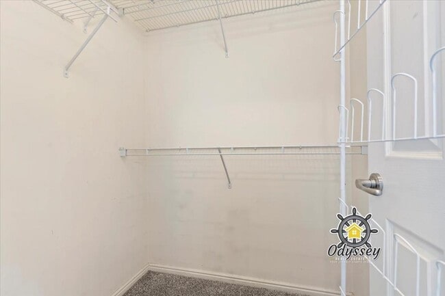 Building Photo - 5556 Geronimo Way