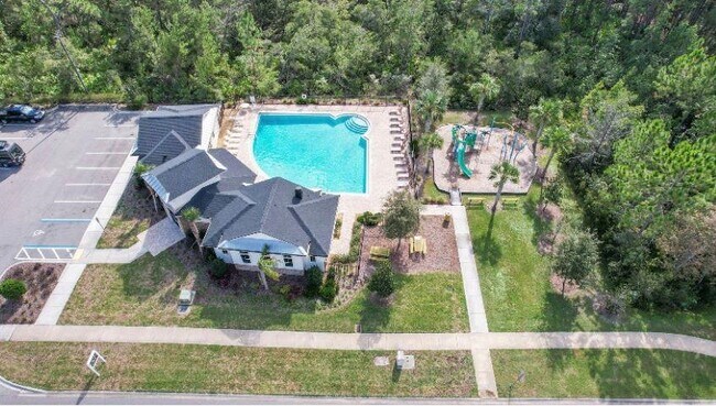 Building Photo - 254 Seville Pkwy
