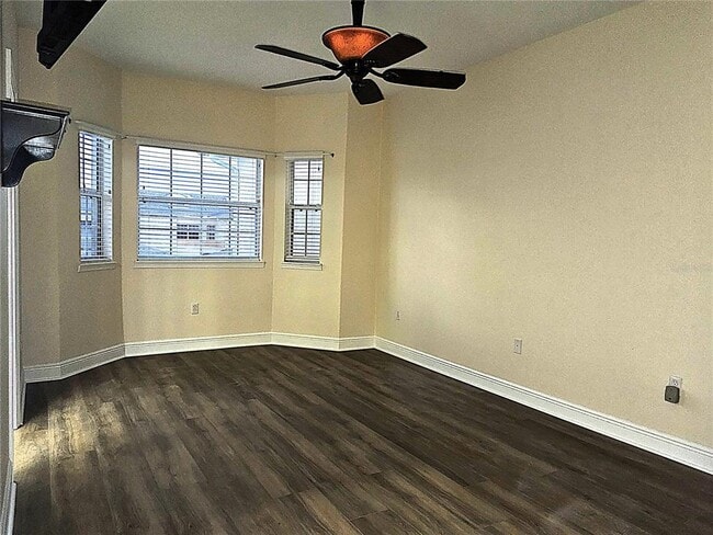 Building Photo - 13218 Fountainbleau Dr