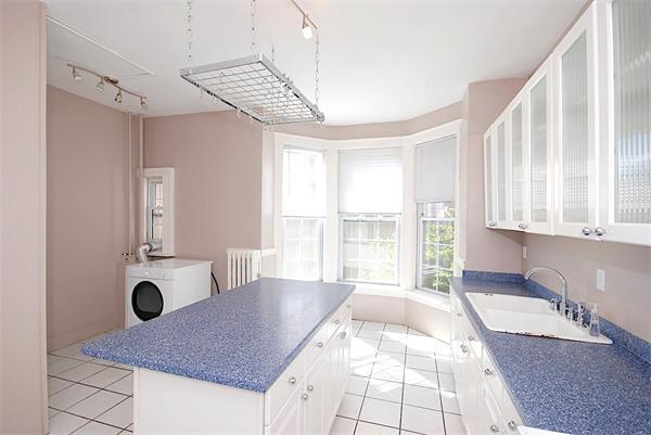 Building Photo - 1515 Beacon St