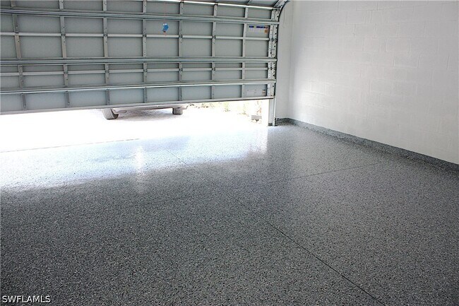 Building Photo - 27874 Radiant Ct