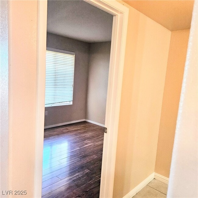 Building Photo - 2120 Ramrod Ave