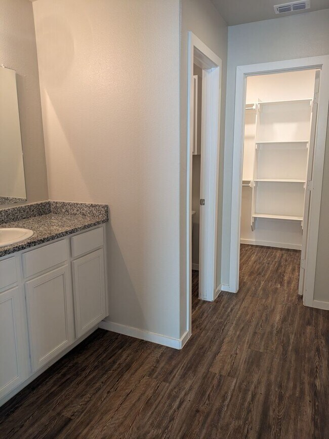 Building Photo - 2101 Lubbock