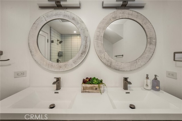 Building Photo - 4405 Channel Pl