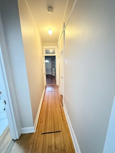 Building Photo - 584 Madison Ave