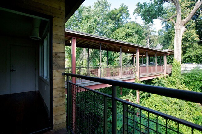 Interior Photo - The Treehouse on JPA