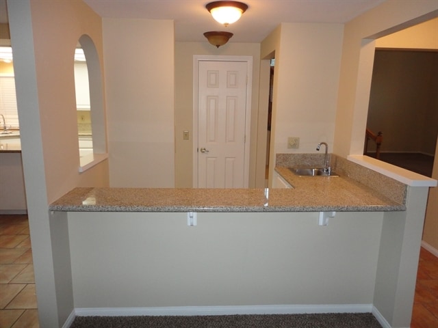 Building Photo - 9000 Feather River Ct