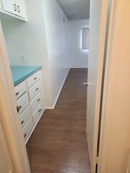 Building Photo - 4888 Pinafore St