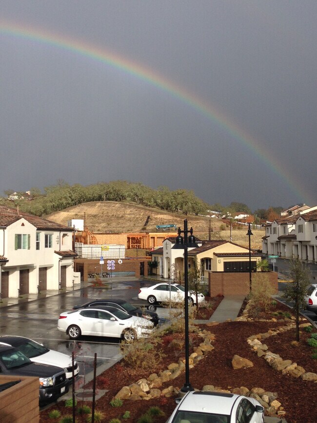 Las Lomas Village Atascadero, CA Apartment Finder